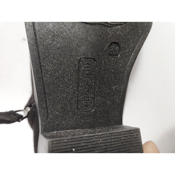 SO Black Faux Suede Ankle Boots SZ 8.5 Kohl's Memory Foam - Picture 8 of 10